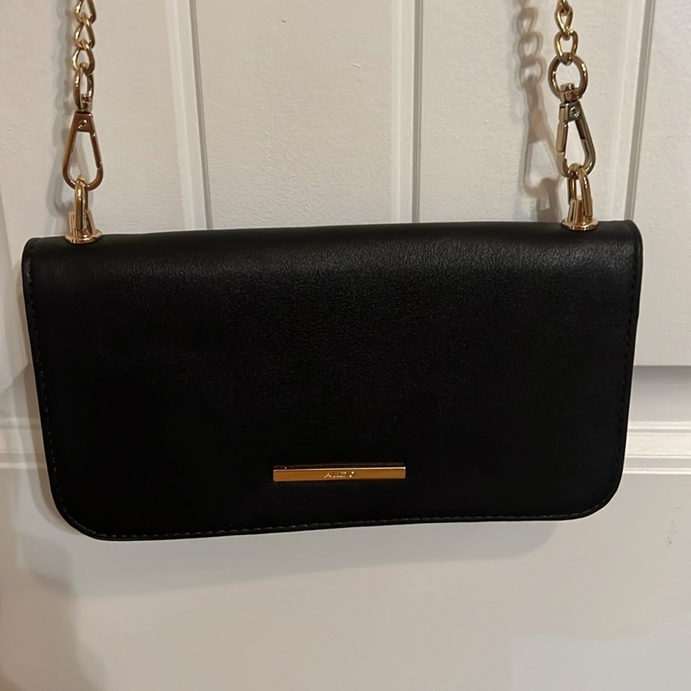 ALDO Women’s New Black and Textured Crossbody Gold Chain strap Purse / Clutch
